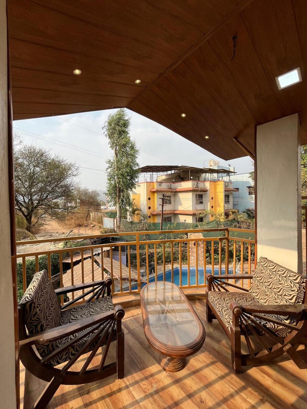 Govind Villa - 3Bhk Penthouse Suite With Pool Splash Лонавла Екстер'єр фото