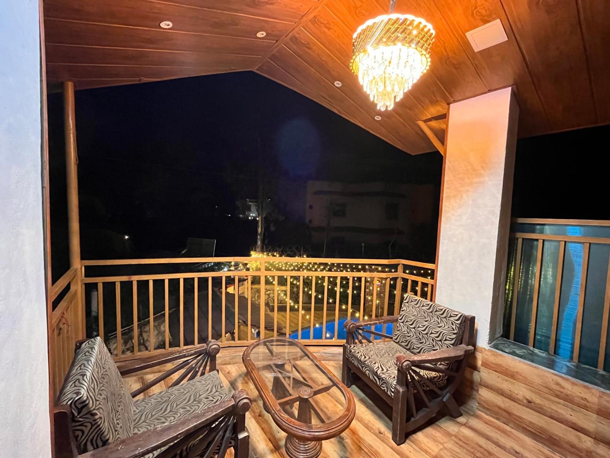 Govind Villa - 3Bhk Penthouse Suite With Pool Splash Лонавла Екстер'єр фото